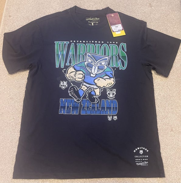 Size L Warriors T-Shirt Carousel 1
