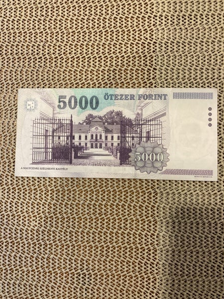 HUNGARIAN BANKNOTE Carousel 2
