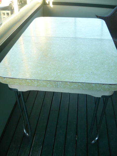 old formica dining table , chrome legs (1950's-60s) Carousel 1