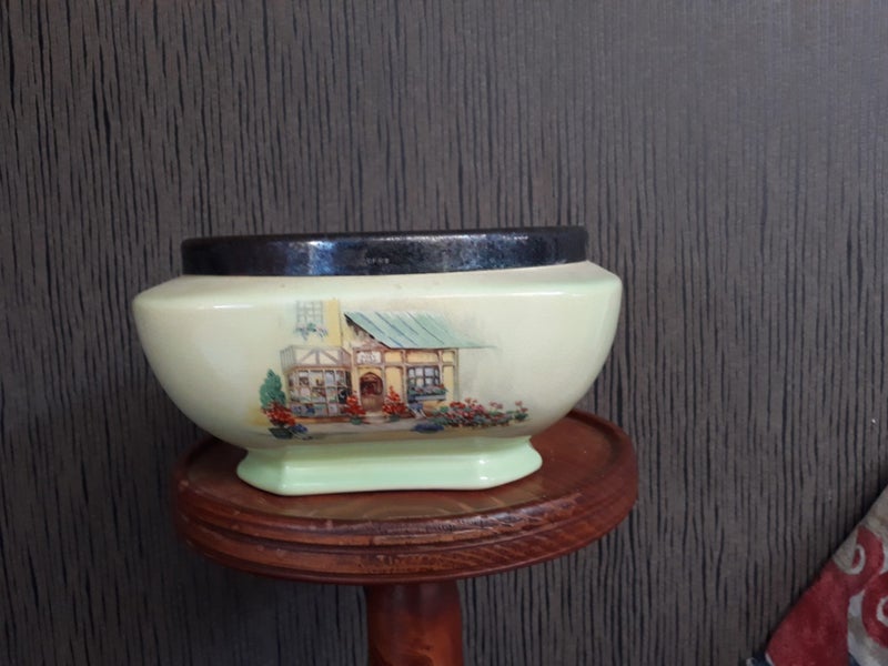 Antique Bowl Carousel 5
