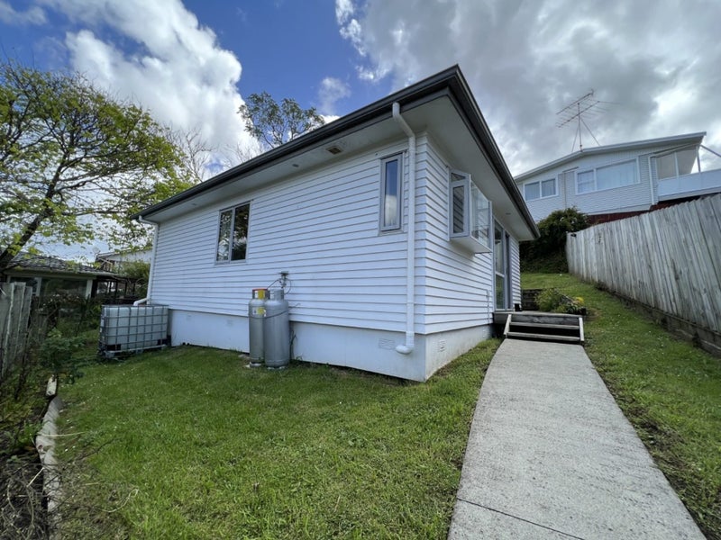 Image 1 of 11