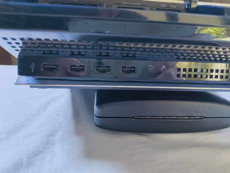 Playstation 3, 60g backwards compatible Carousel 2