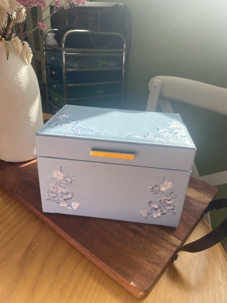 Jewellery box Carousel 2
