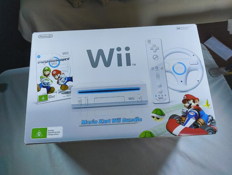 Nintendo Wii Mario Kart white boxed Carousel 1