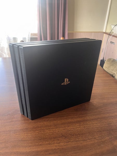 PlayStation 4 Pro 1TB + Controller and Cables - Excellent Condition Carousel 2