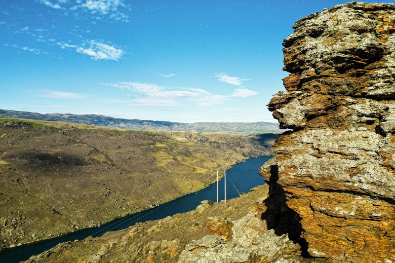 Image 3 of 28