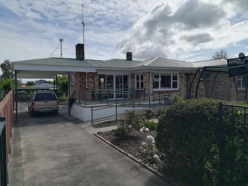 Image 1 of 18