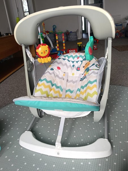 Fisher Price Baby Swing Carousel 1