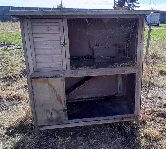 Rabbit cage needs fixing Carousel 5