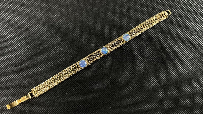 Vintage Triple Fire Opal & Gilt Bracelet - Lot E215 Carousel 1