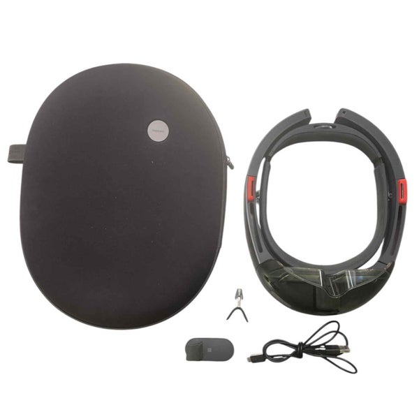 Microsoft HoloLens 1 - 1688 Carousel 1