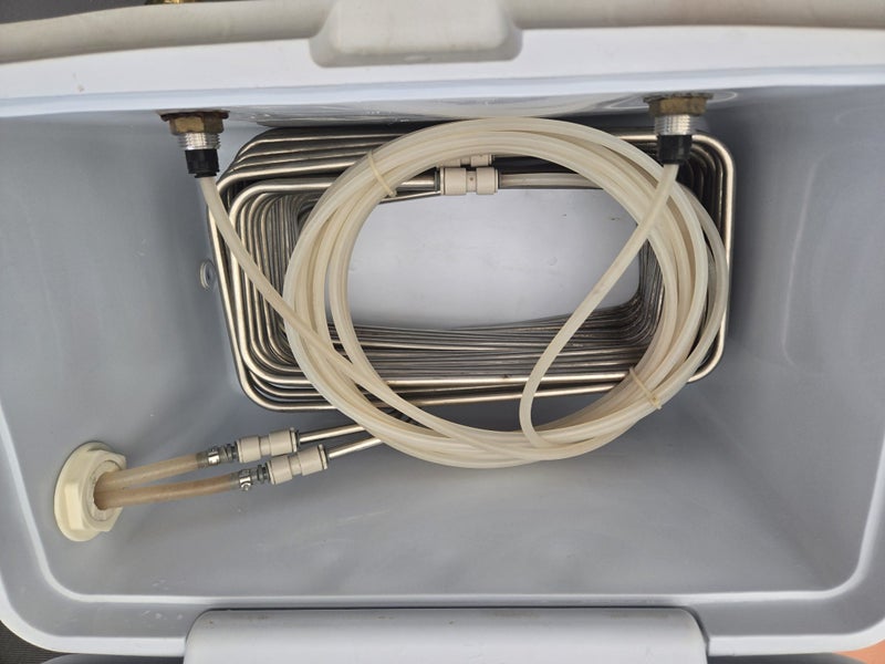 DOUBLE KEG DISPENSING SYSTEM Carousel 5