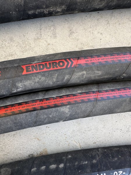 Hydraulic Hoses 1-1/4" x4 Carousel 3