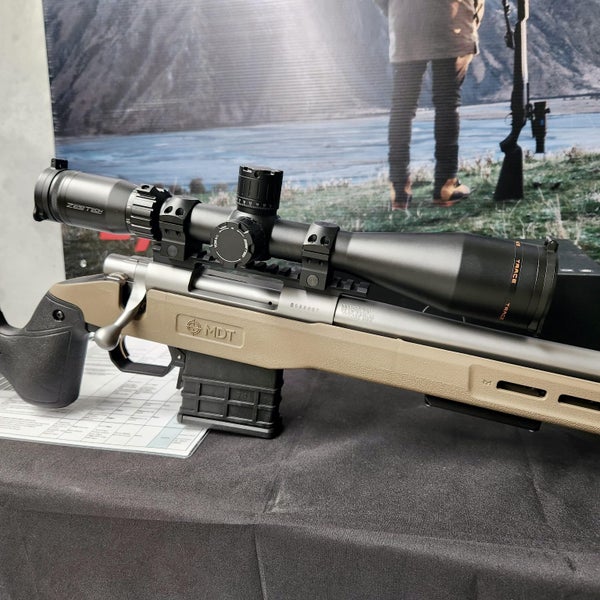Howa 223 Competition Package Carousel 1
