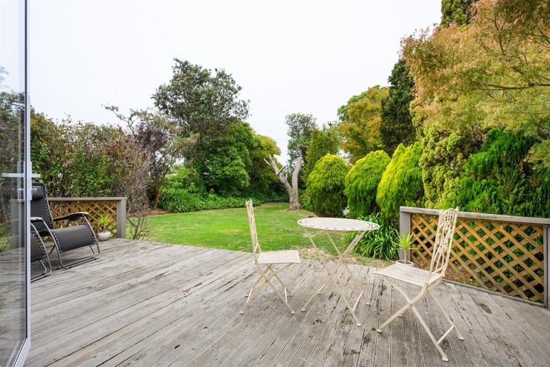 Image 2 of 31
