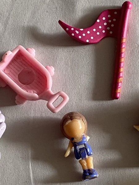 Vintage Polly Pocket dolls and accessories Carousel 2