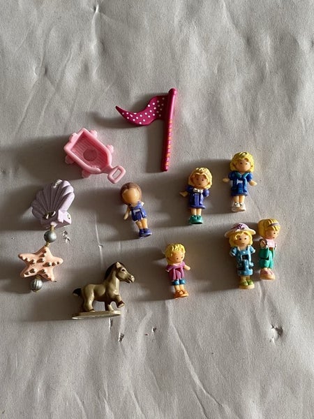 Vintage Polly Pocket dolls and accessories Carousel 1
