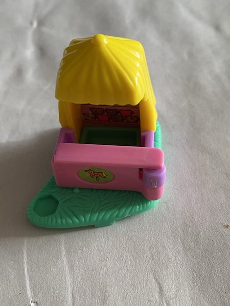 Vintage Polly Pocket - Polly's Magical Carousel part - ticket office? Carousel 1
