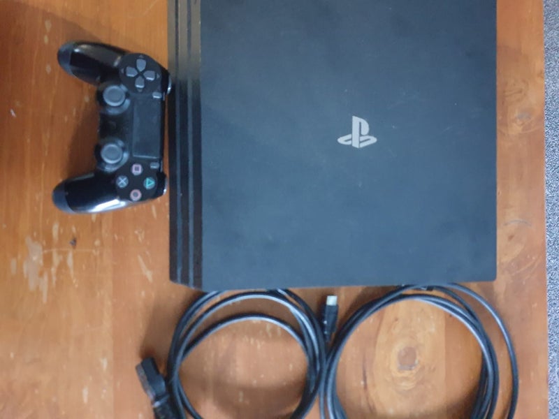Ps4 pro Carousel 1