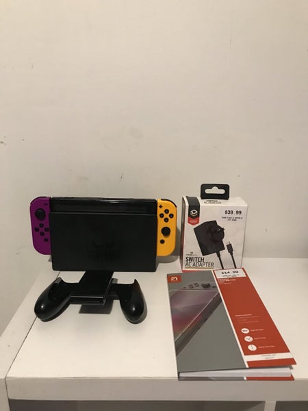 Nintendo switch + accessories Carousel 1