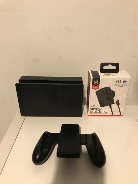 Nintendo switch + accessories Carousel 4