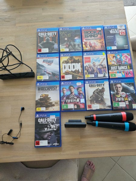 PS4 plus accessories Carousel 2