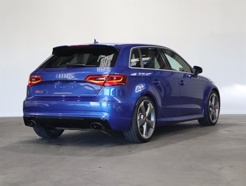 2015 Audi RS3 Sportback62863265397891113