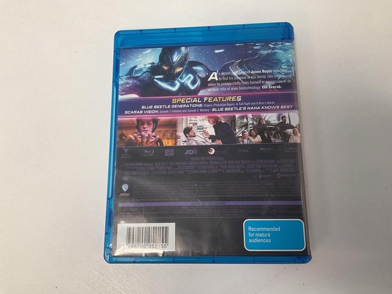 8x DVDs and 1x Blu-ray Carousel 11