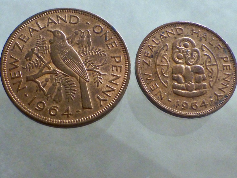 Pair of 1964 Pennies One and Half - NZ Coins Carousel 2