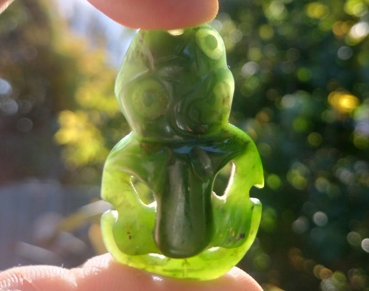 Vintage NZ Pounamu / Greenstone Hei Tiki Pendant Carousel 1