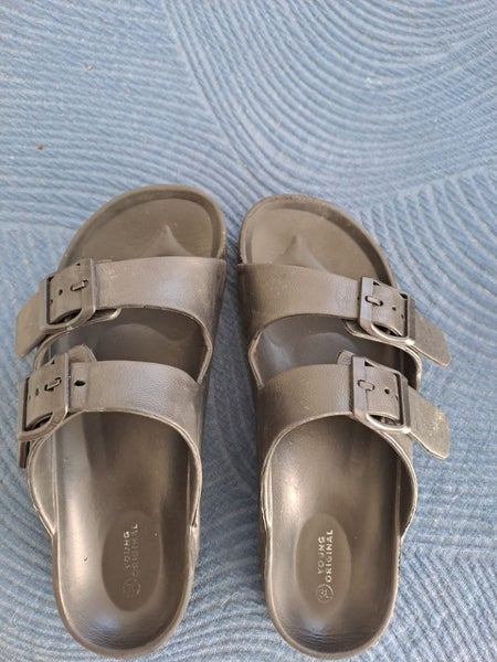 KIDS BLACK SLIDES Carousel 2