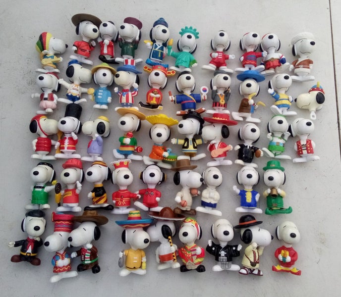 47 WORLD TOUR SNOOPY'S Carousel 1