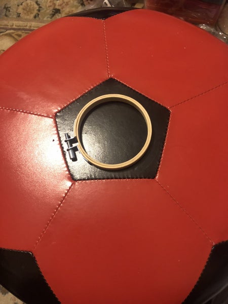 Small embroidery hoop Carousel 1