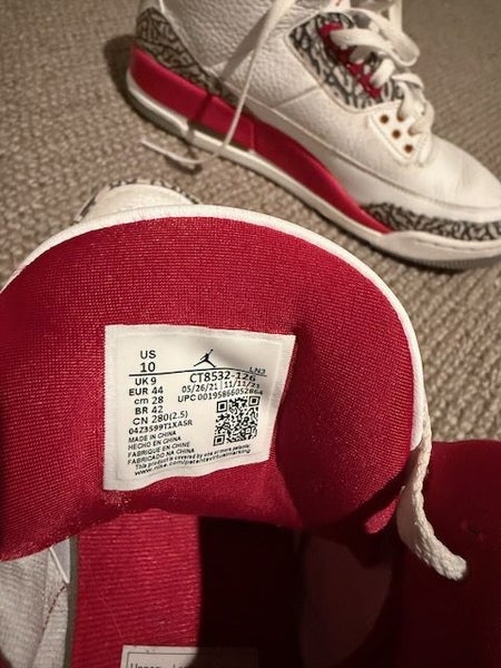 Air Jordan 3 "Cardinal Red" Carousel 3