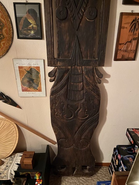 Large wooden figure carving. Carousel 4