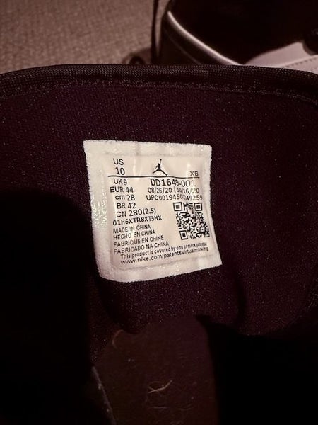 Air Jordan 1 - Black - Mid Carousel 2