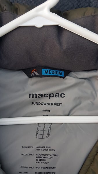 MACPAC PUFFER VEST Carousel 3