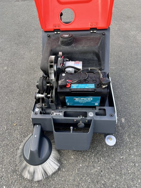 Hako 650e Battery Sweeper - Worth over 10k new in NZ, this really is a bargain!! Carousel 5