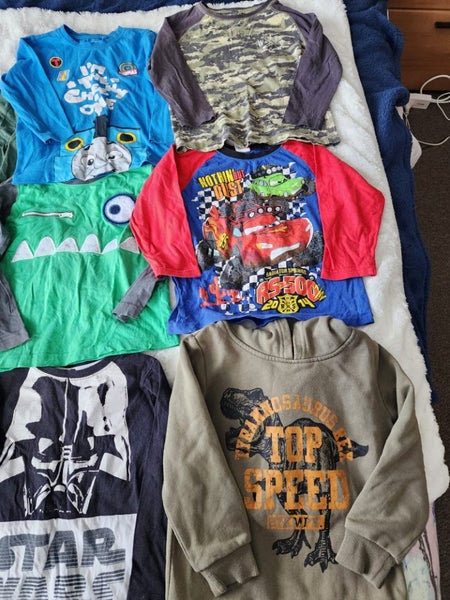 Boys winter bulk lot. Size 3 & 4. 32 items! Carousel 7