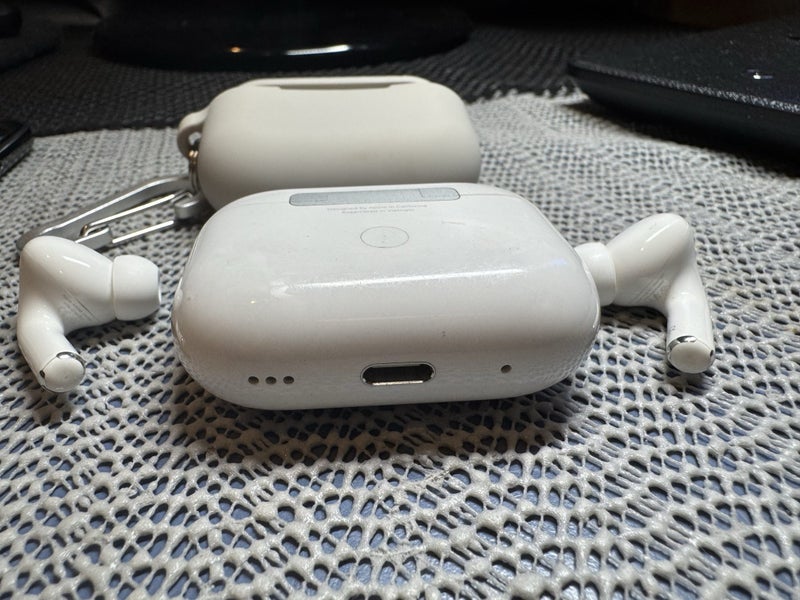 Apple AirPods Pro Gen 2 Type C62863233128450112