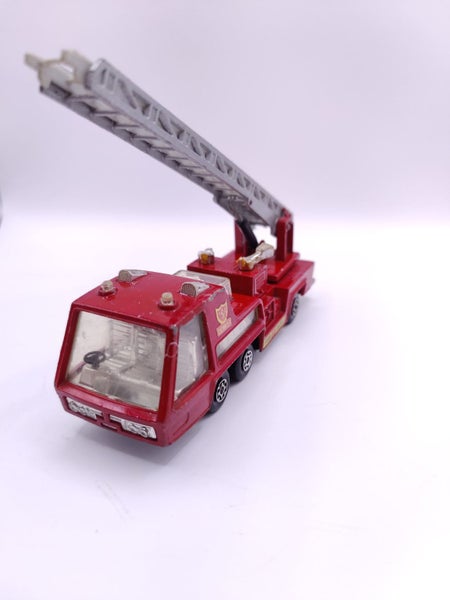 ML - 1973 Matchbox I Lesney - Superkings K-9 Fire Tender - 1:55 Scale - 2/2 Carousel 1