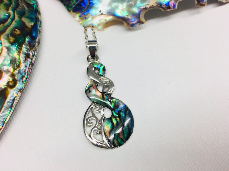 Paua Shell Pendant Carousel 1