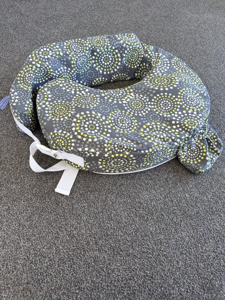 My Brest Friend Original Nursing Pillow- Fireworks Carousel 1