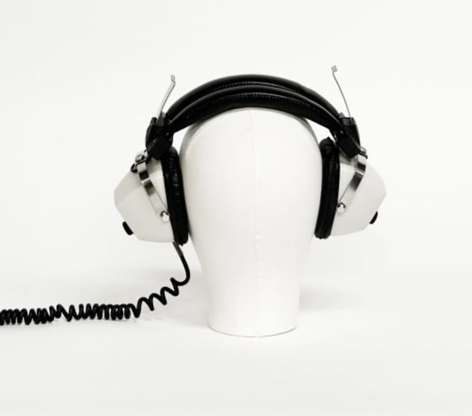 Akai 1971 Headphones Carousel 1