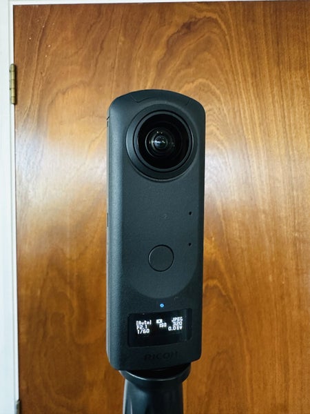 Ricoh Theta Z1 51GB model Carousel 1