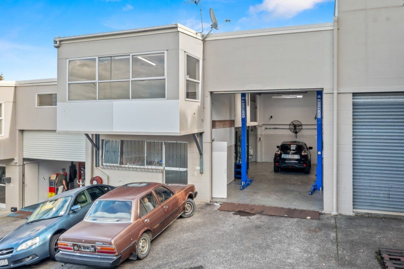 Image 1 of 10
