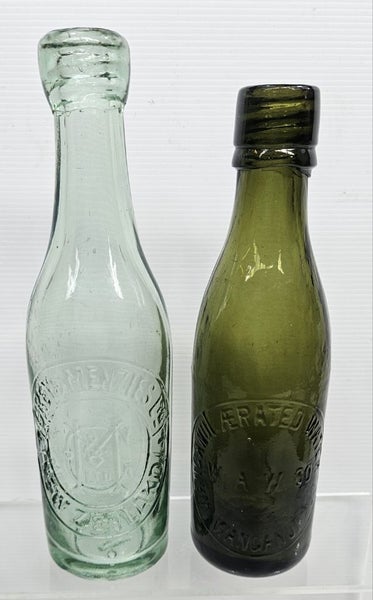 2 x North Island internal thread bottles Carousel 1