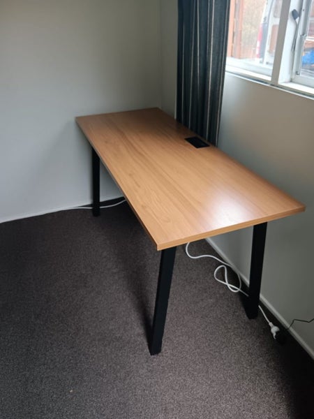 Desk Carousel 1
