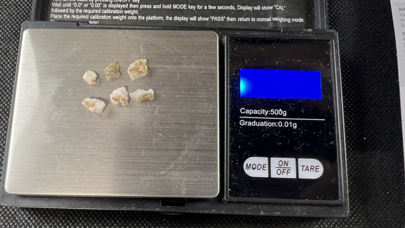 Group of 6 New Zealand Gold in Quartz Rock Specimens 1.08 Grams - Lot E217 Carousel 4