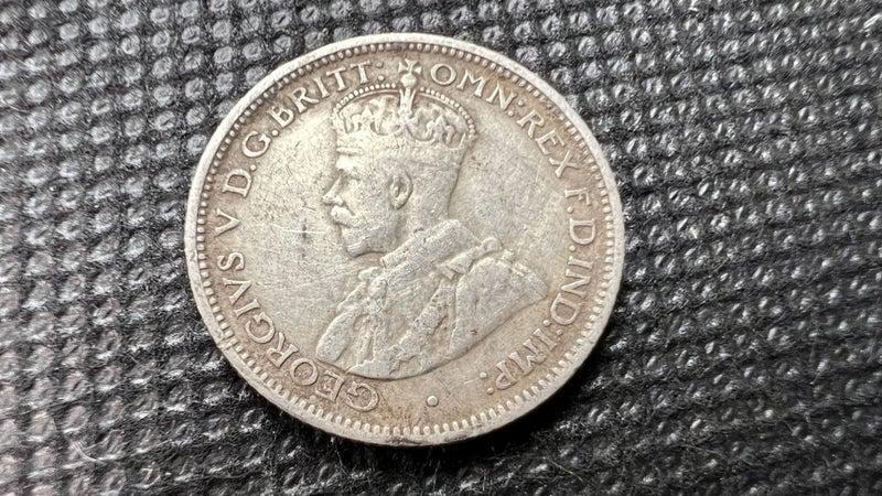 1911 Australian One Sixpence Silver Coin - Harder Date - Lot E224 Carousel 2